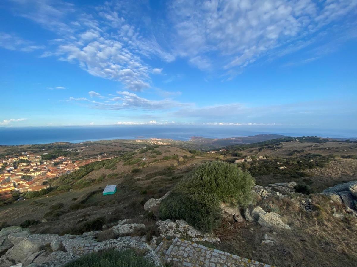 Sardegna Appartamenti, Via Sedini Trinità dʼAgultu المظهر الخارجي الصورة